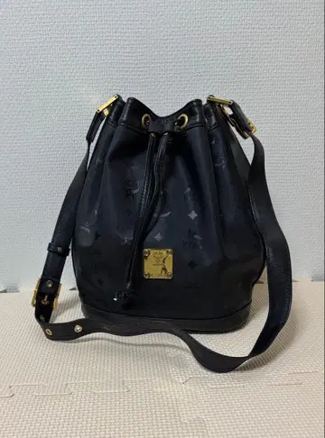 MCM 숄더백 블랙