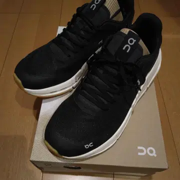 On Cloudnova Form2 블랙