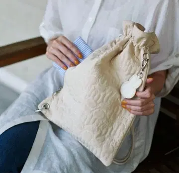 퀼트 원숄더백 미피 스튜디오 클립