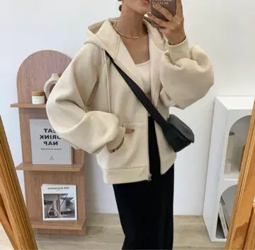 BLATE 속기모 볼륨 후드 지퍼 후드티 새상품