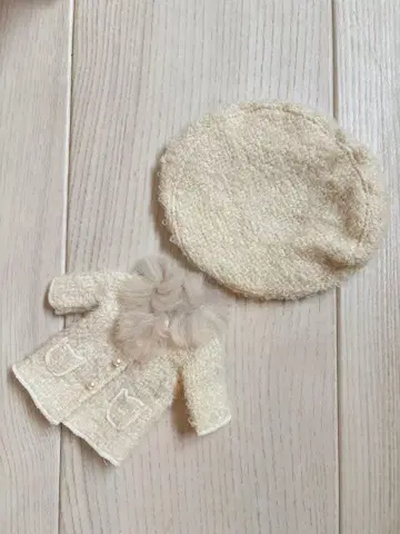 네오 브라이스 아이보리 퍼 코트와 모자 세트 옷 갈아입기 의류