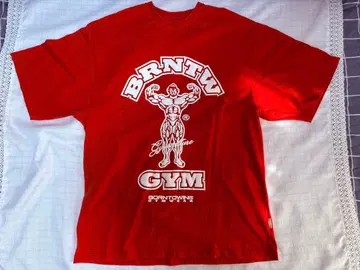 BORNTOWN 바디빌더 T셔츠 빨간색