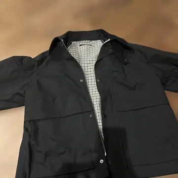 UNIQLO M 사이즈 자켓 체크 무늬