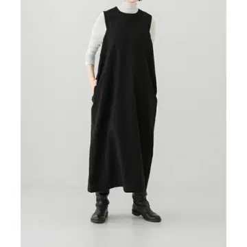 카구레 울 코튼 크루넥 원피스