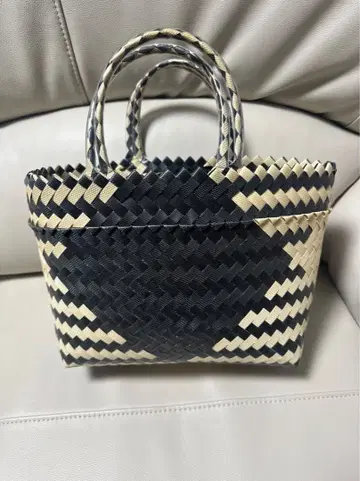 메케어리 S 사이즈 블랙 x 베이지