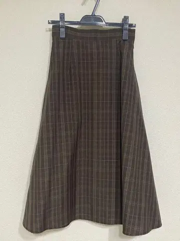 나노 유니버스 브라운 체크 플리츠 롱 스커트