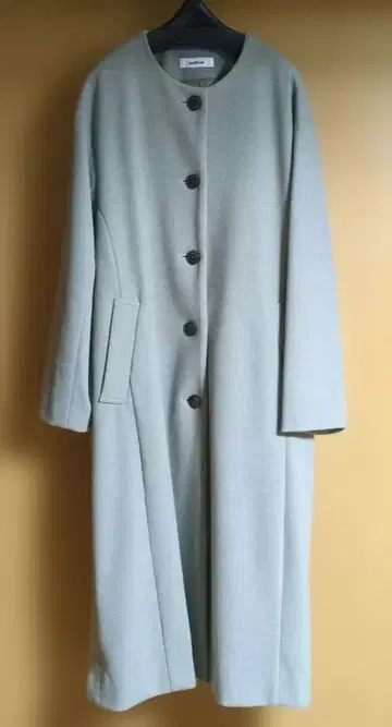 새상품 센소유니코 andhue 롱 코트