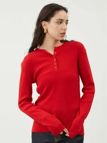 [ 새상품급 ] Mila Owen 헨리넥 롱 슬리브 리브 니트