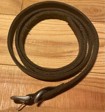 핸더 스킴 테일 벨트 블랙 가죽