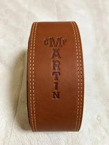 새상품급 MARTIN 가죽 기타 스트랩 브라운