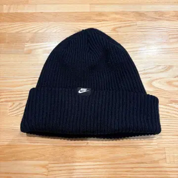 Nike 블랙 니트 모자