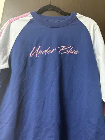 Eve 래글런 T셔츠 블루 x 라이트 블루 Under Blue