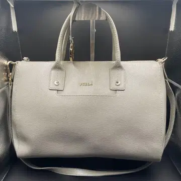 FURLA 민트 그린 가죽 백