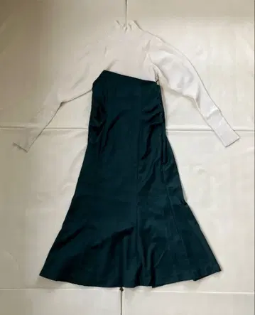 에미 emmi 도킹 원피스