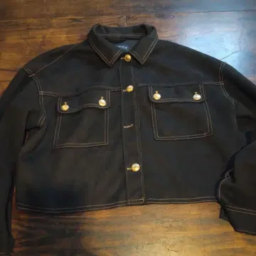 ZARA 블랙 크롭 자켓 M 사이즈