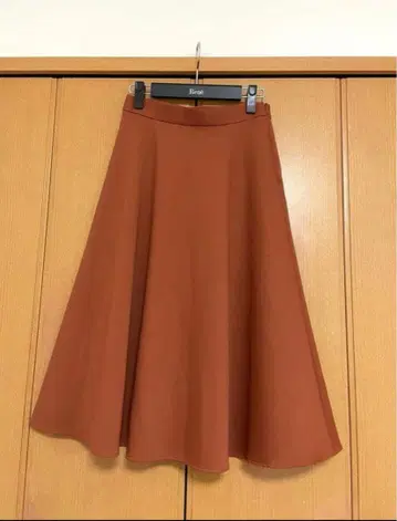 아나이 ANAYI 가을/겨울 롱 스커트