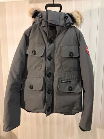 CANADA GOOSE 그레이 다운 자켓