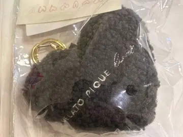 [ 미개봉 새상품 ] BTS GELATO PIQUE 하트 키 참 그레이