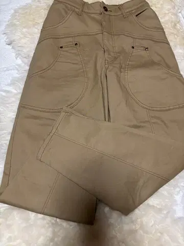 키키 미기모 팬츠