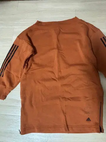 adidas 오렌지 트레이닝복 S 사이즈