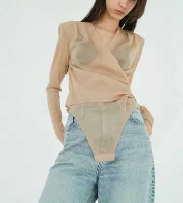 [택 포함 새상품] CLANE SHEER DRAPE BODYSUITS