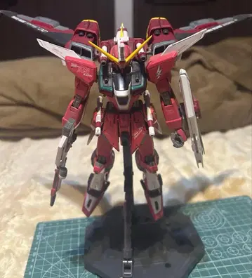 MG 1/100 인피니트 저스티스 건담