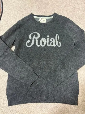 로얄 그레이 로고 니트 스웨터 M