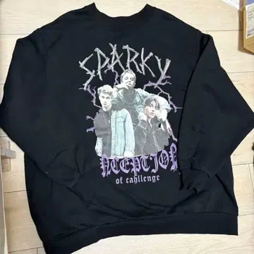 Sparky 그래픽 프린트 맨투맨 kutir