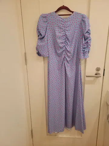 스카이블루 핑크 도트 무늬 롱 원피스