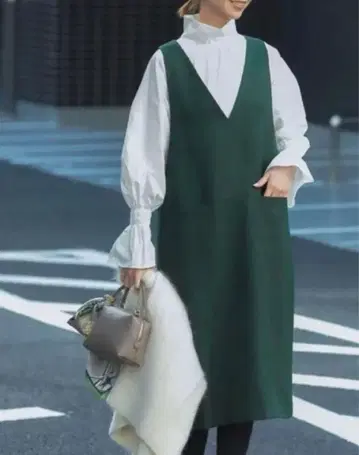 *새상품급* 어반리서치 로쏘* 점퍼 원피스*38*그린