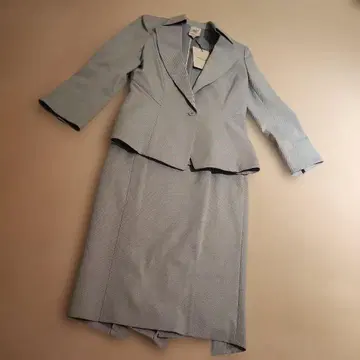 MOGA 라이트 블루 수트