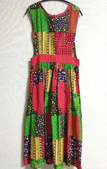 70s 빈티지 에이프런 원피스 디자인 하우스 패치워크