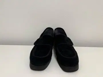 마리안 벨크로 블랙 스웨이드 로퍼