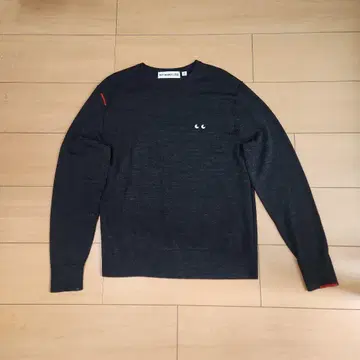 AYNS HOMAGE 다크 그레이 니트 스웨터