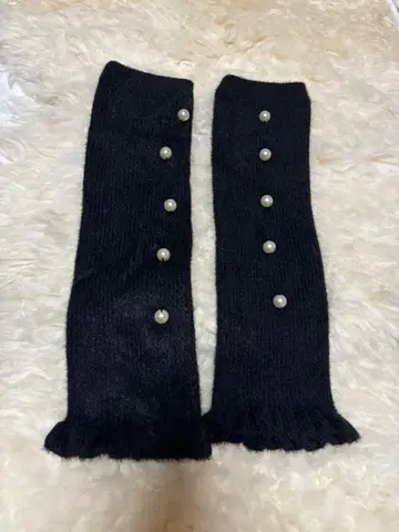 앤드러브 펄 장식 레그 워머