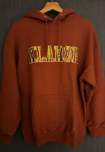 XLARGE 후드티 브라운