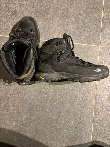 더 노스페이스 하이컷 등산화 블랙 24cm