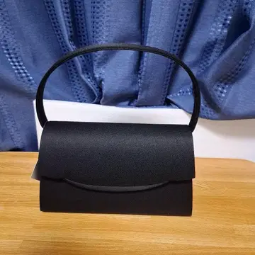 포멀 백 블랙 심플 디자인