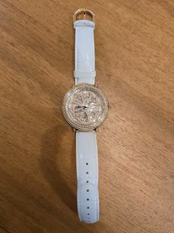 앙코키네 손목시계 큐빅 장식 시계