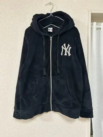 뉴욕 양키스 풀 집업 후드티 블랙 L