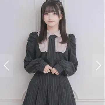 pium 셋업 넥타이 포함 스퀘어 프릴 긴팔 상의 미니 스커트