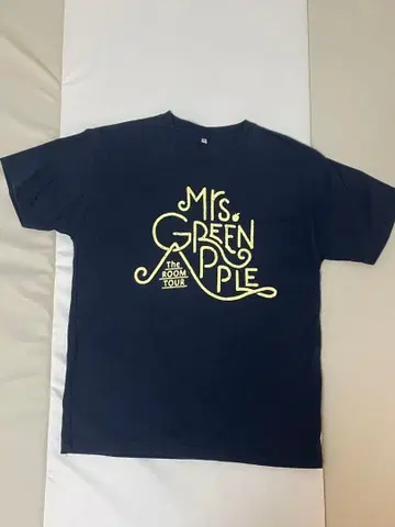 Mrs. GREEN APPLE TOUR 티셔츠 네이비
