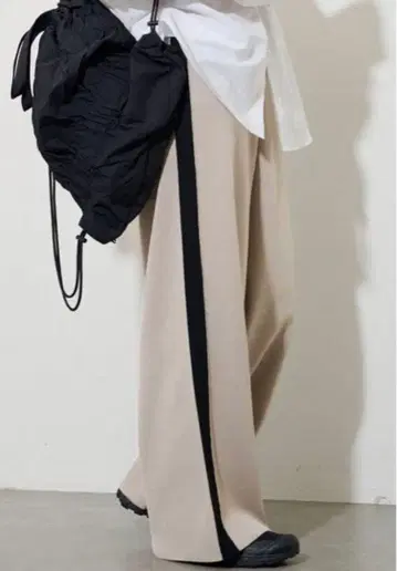 [ 완판 ] JOURNAL STANDARD 워셔블 트랙 팬츠