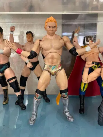 S.H. 피규아트 오카다 카즈치카 커스텀 피규어