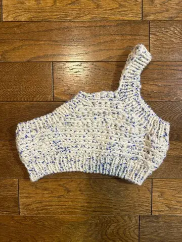 SEESAW 니트 뷔스티에 화이트와 파랑