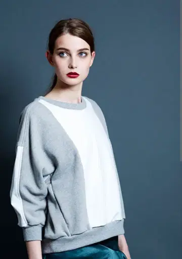 AVIE 쭈리 맨투맨 코쿤 맨투맨 그레이