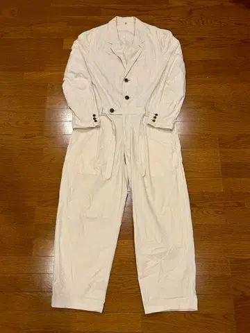 KHOKI 점프수트 별주 화이트 코튼 컬러