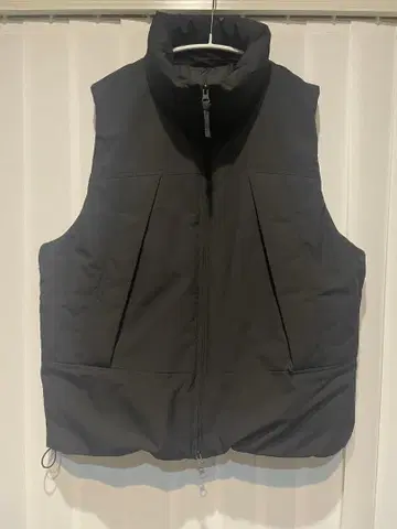 [ 새상품급 ] GU 히트 패디드 베스트