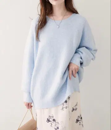 크루넥 니트 오버 색스 블루