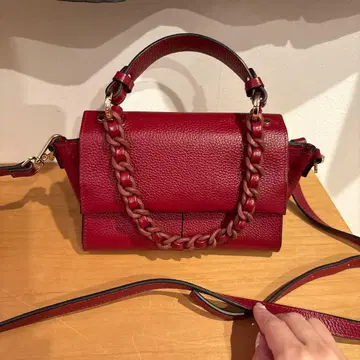 레드 가죽 숄더백 체인 핸들
